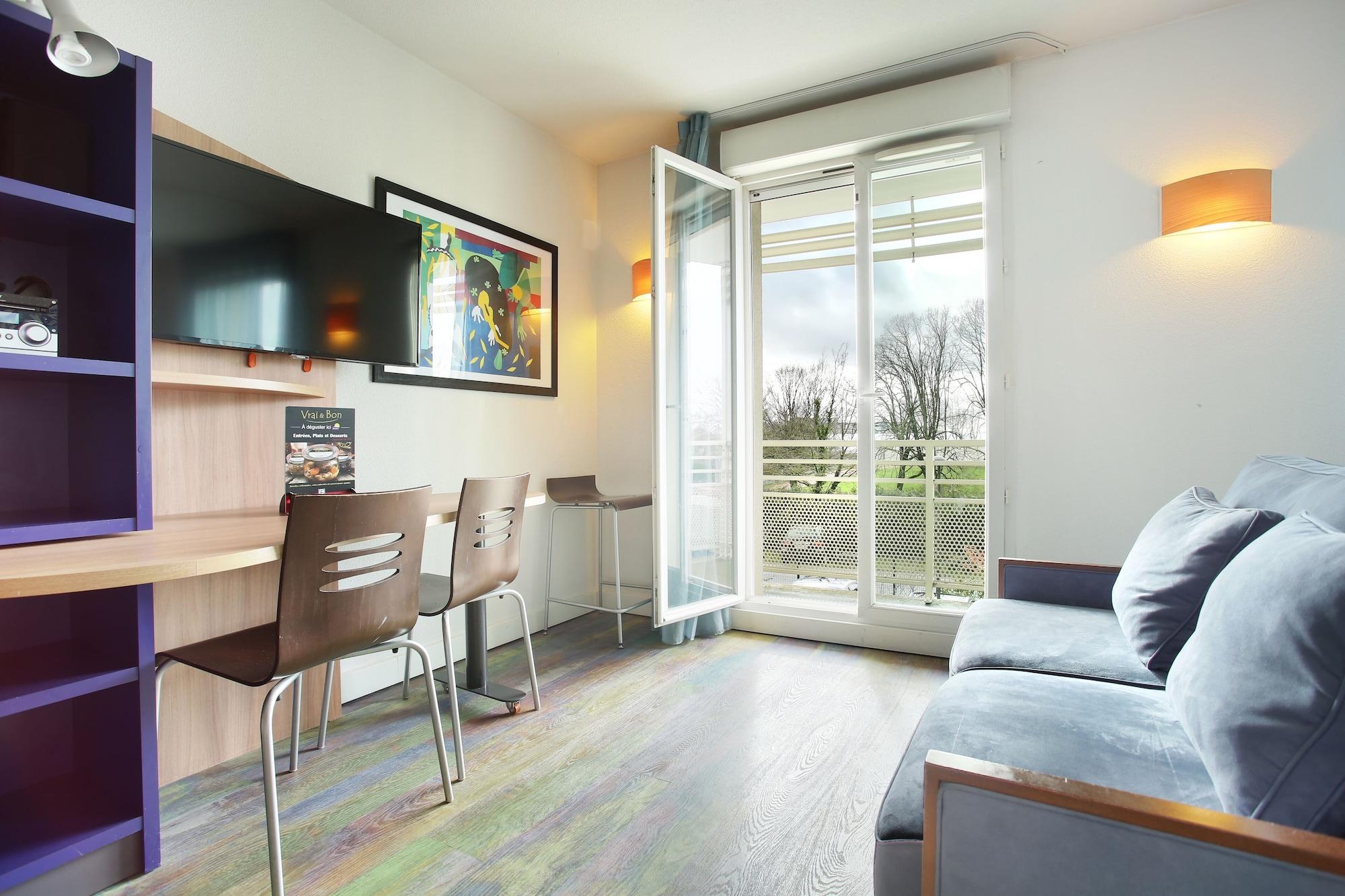 Suite-Home Orleans-Saran Kültér fotó
