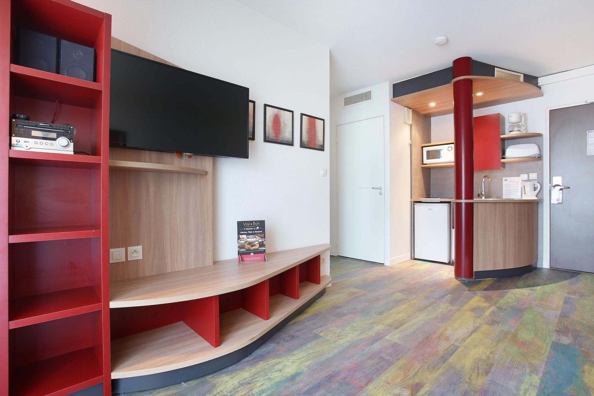 Suite-Home Orleans-Saran Kültér fotó
