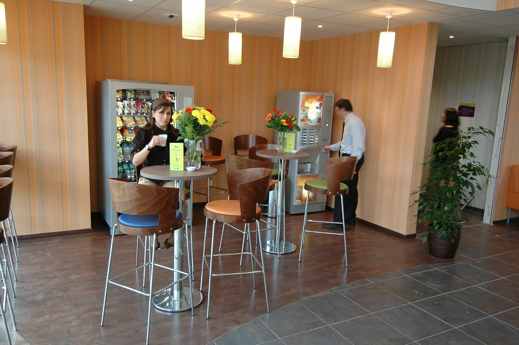 Suite-Home Orleans-Saran Kültér fotó