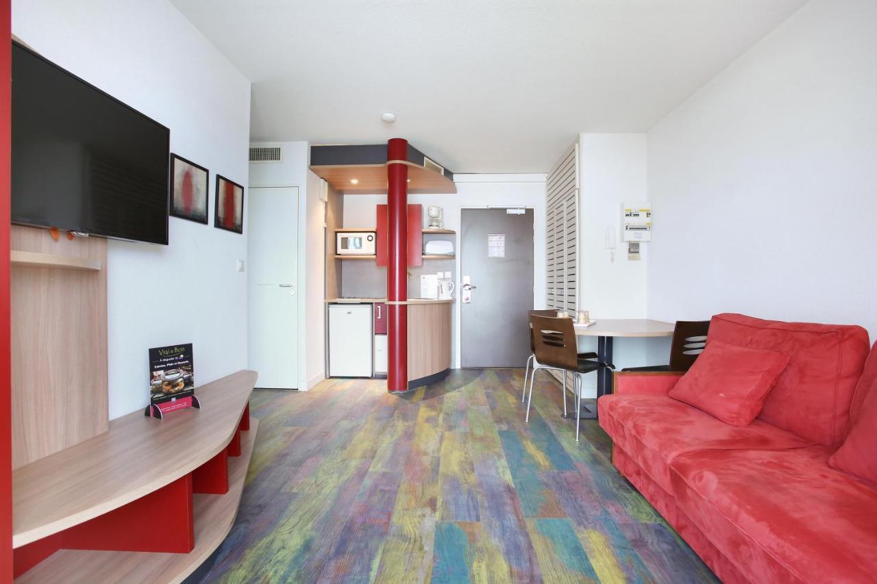 Suite-Home Orleans-Saran Kültér fotó